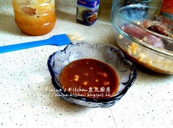 step4: 翌日將焗爐用220C預熱15分鐘 , <span class="group_3">汁料</span>拌勻