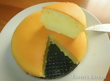 step18: 蜂蜜酸奶轻乳酪蛋糕，http://cook1cook.com/recipe/8460