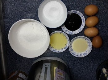 step1: 准备好材料