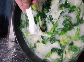 step13: 加入適量鹽調味