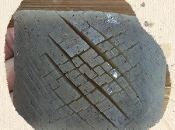 step2: 蒟蒻畫刀不要切斷