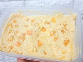 step5: 倒入食物盒至8成滿，急凍18小時