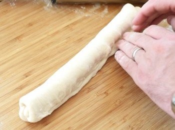 step6: 最後，將麵糰封口