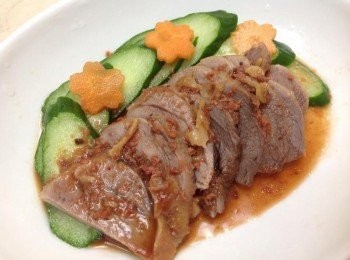 step4: 小黃瓜切片，擺盤