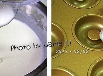 step3: 因為這次以《澄粉》取代了上回的低筋麵粉
所以拌勻後的麵糊感覺比較稀薄
也因為如此成品也就比較軟Q
而不像先前作法來得口感扎實的Q感
不過說真得，我比較喜歡這次的口感~

欲使用的模具需先抹上一層油
然後燒一鍋滾水備用。