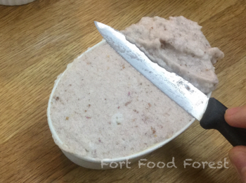 step12: 用小刀將表面刮平.