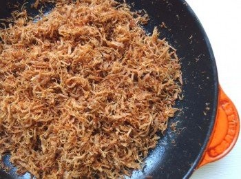 step11: 總共翻炒45分鐘後即可完成。