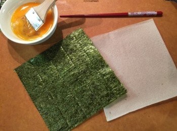 step1: 雞蛋加少許鹽打勻成蛋液。
