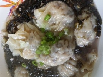 step1: 紫菜洗淨。乾葱頭切片。