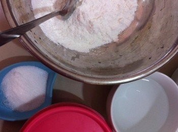 step1: 預備<span class="group_1">食材</span>