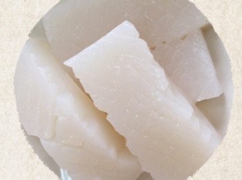 step2: 蒟蒻白玉板表面畫刀切塊