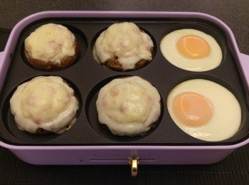 step9: 焗約十分鐘可用牙簽測試是否熟透,如插入拔出乾爽即代表熟透。