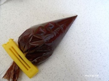 step2: 稍冷卻之後放入三明治袋裡