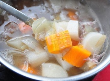 step7: 滾煮至熟軟後在適量的調味即可。