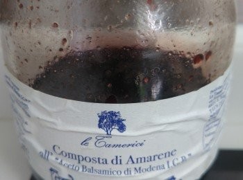 step6: Sweet Sourcherries Preserve 內有果肉, 隨自己喜歡用幾多。