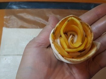 step5: 整理一下玫瑰酥。