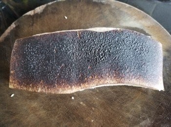 step6: 噴燒豬皮少少焦