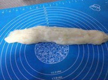 step5: 將糯米糍撮成條狀