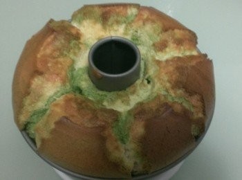 step4: 180度烤約30-35分。 出爐後馬上倒扣，待涼。