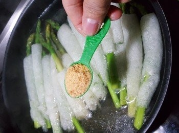 step5: 加入1茶匙砂糖