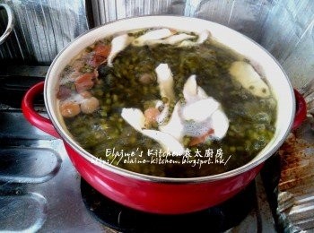 step6: 用中火煲15分鐘至滾起