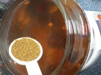 step4: 再較120w煲30分鐘分鐘、加入黑糖即可飲用