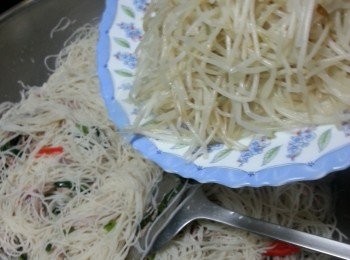 step10: 加入已炒好的銀芽菜炒勻