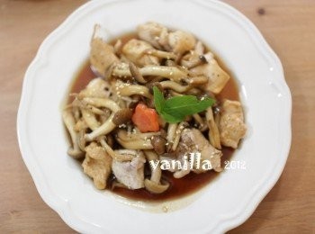 step3: 燒為煮個5分鐘收汁就好了，因為雞肉先川燙過，所以炒的時候不需要太久時間