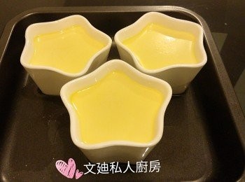step4: 燉25分鐘即成美味燉蛋。
