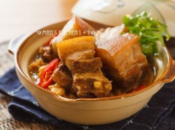 step6: 好吃的筍乾控肉是不是沒有想像中的困難？ 妳也快點動手來試試看吧！ 希望妳會喜歡喔。