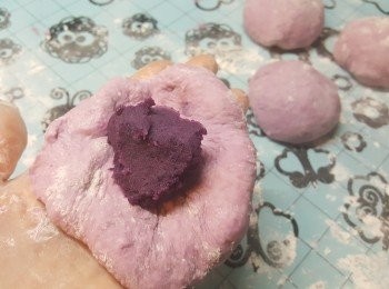 step6: 將小麵糰，搓圓，鬆弛15分鐘。