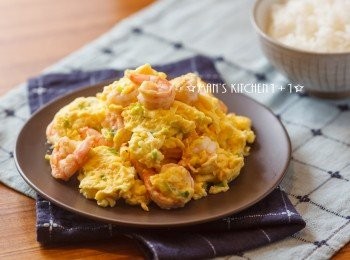 step5: 簡單又家常的蝦仁炒蛋妳是不是也很愛，找時間來嘗試看看吧~