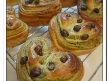 step11: 預熱焗爐, 焗爐200度預熱, 然後以180度焗18-20分鐘。