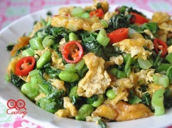 step5: 這辣辣的雪裡紅特有香氣與蛋酥香，在家也可以料理人氣店家的小菜喔!