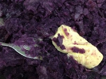 step2: 加牛油、糖調味