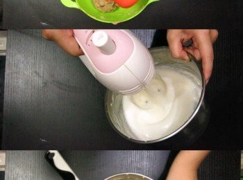 step17: 製作飾面<span class="group_1">栗子蓉</span>
<span class="group_1">栗子蓉</span>先加入30g忌廉（淡奶油）拌勻
另用一碗把60g忌廉（淡奶油）用打蛋器打至看見紋路後，
加入<span class="group_1">栗子蓉</span>再打勻