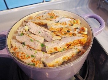 step5: 最後加入鯪魚膠, 再同炆5分鐘
