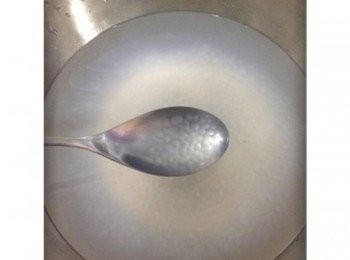 step3: 煮至變成透明色哦^^