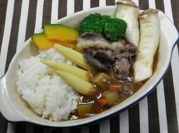 step9: 將燙好的<span class="group_1">食材</span>擺盤即可