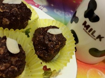 step3: 趁未凝固前捏成小球狀就完成了