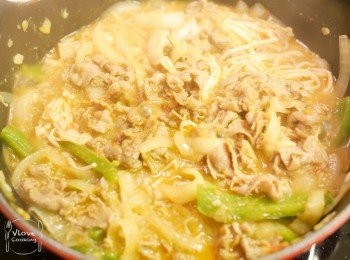 step9: 肥牛回鍋煮至全熟, 加入<span class="group_3">芡</span>汁煮杰~食得!