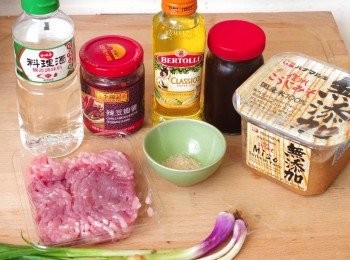 step1: 準備材料。