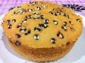 step5: 預熱烤箱190度10分鐘。
然後送進烤箱，把溫度調低至150度，烤45分鐘。
取出利用牙齒插入，查看是否熟透即可