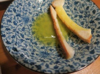 step2: 融化奶油均勻裹上