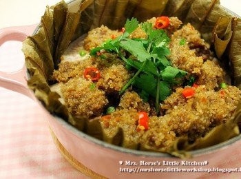 step8: 灑上辣椒粒, 芫茜及葱粒便可