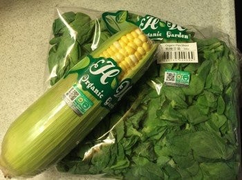step1: 準備好粟米和豆苗