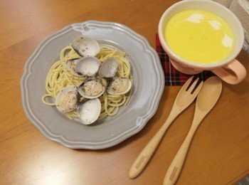 step5: 又香又鮮的白酒蛤蠣蒜香義大利麵完成囉:)