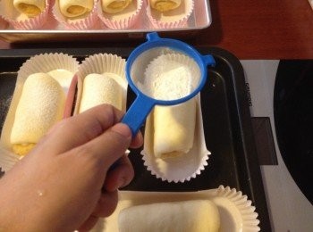 step7: 灑上高筋麵粉