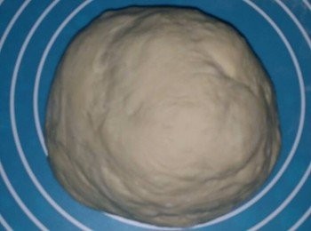 step1: 提前一日做好麵團。放入雪櫃做低溫發酵至少7小時 
** 我做咗 14 小時 **