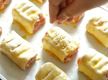 step10: 再灑上白芝麻。